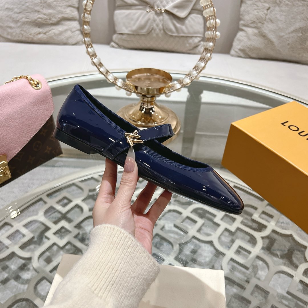 MARY JANE SHOES IN AEGEAN BLUE PATENT CALFSKIN