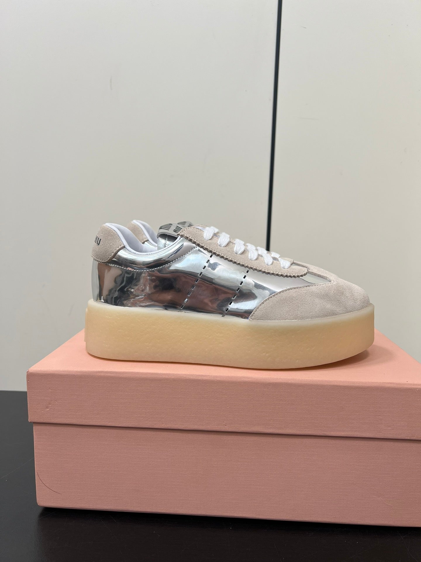 THICK-SOLED RETRO SNEAKERS IN SILVER METALLIC LAMBSKIN AND BEIGE SUEDE