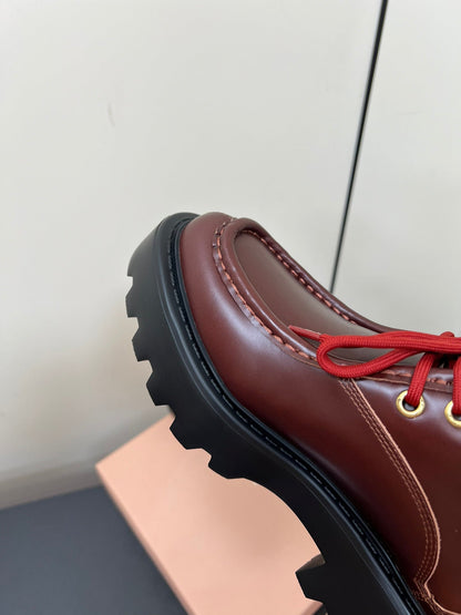 LACE-UP LOAFERS WITH THICK SOLE IN WINE RED SHINY SHEEPSKIN