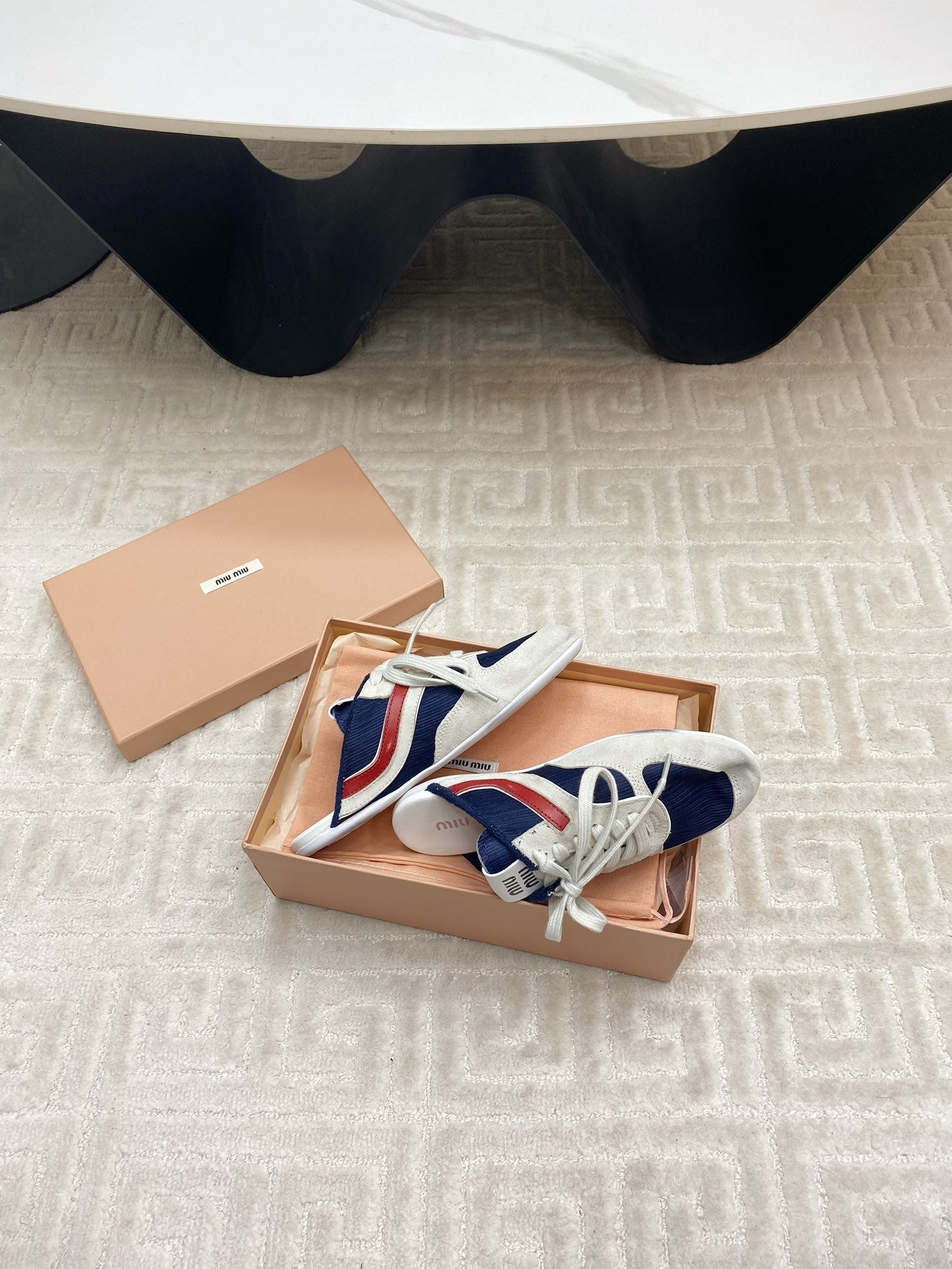 SNEAKER MULES IN NAVY MESH AND BEIGE SUEDE