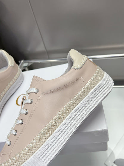 TELMA LACE-UP SNEAKER IN DESERT SAND LAMBSKIN AND RAFFIA