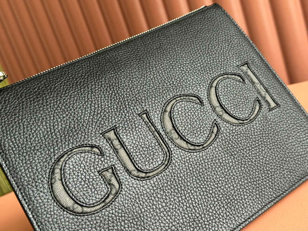 POUCH 28 IN BLACK SMOOTH CALFSKIN INLAID LOGO