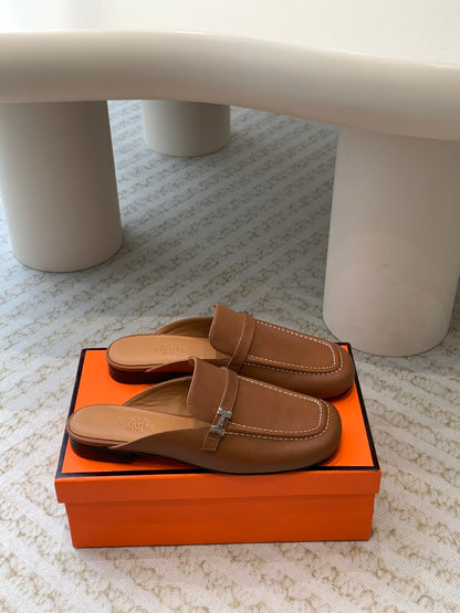 IENA MULE CARAMEL CALFSKIN