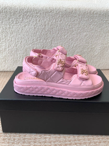 DAD SANDAL IN PALE PINK CALFSKIN
