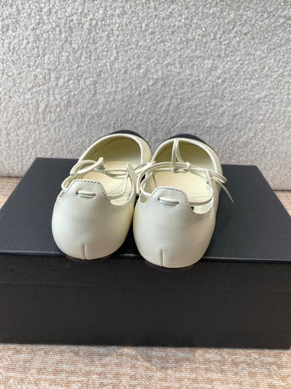 MARY JANE BALLERINA IN WHITE LAMBSKIN