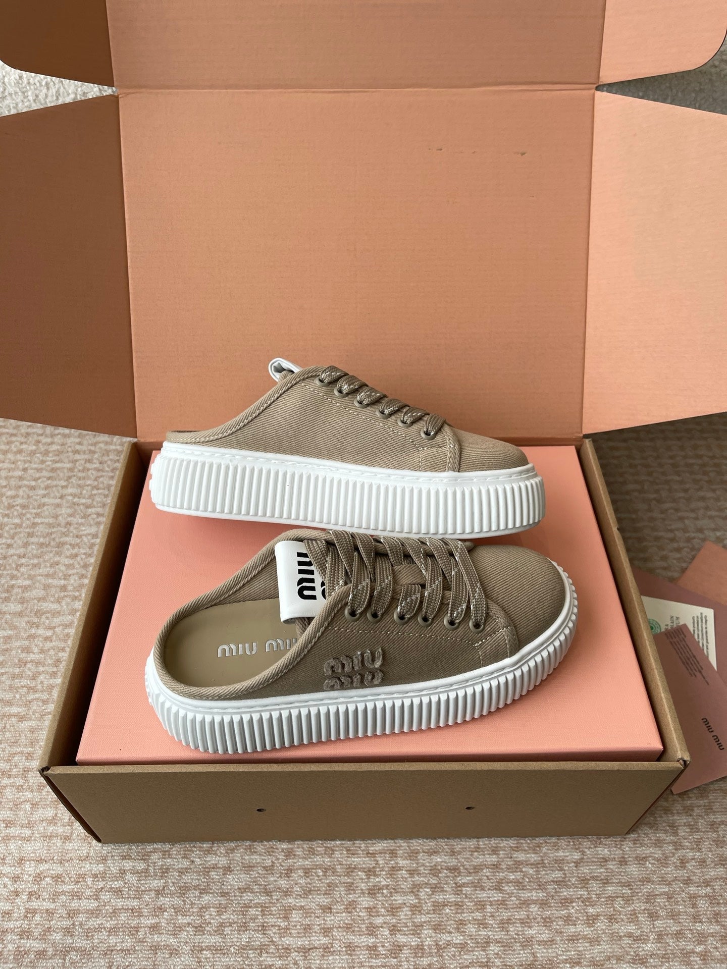 WASH SNEAKER MULES IN DARK BEIGE DENIM STRIPED LACES