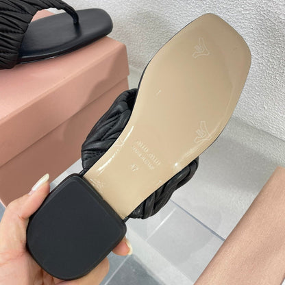 Flip-Flops Black Color Leather Stylized