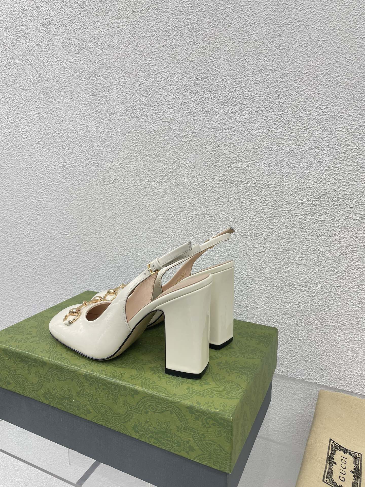 GG WOMEN'S HORSEBIT SLINGBACK 95MM IN WHITE CALFSKIN