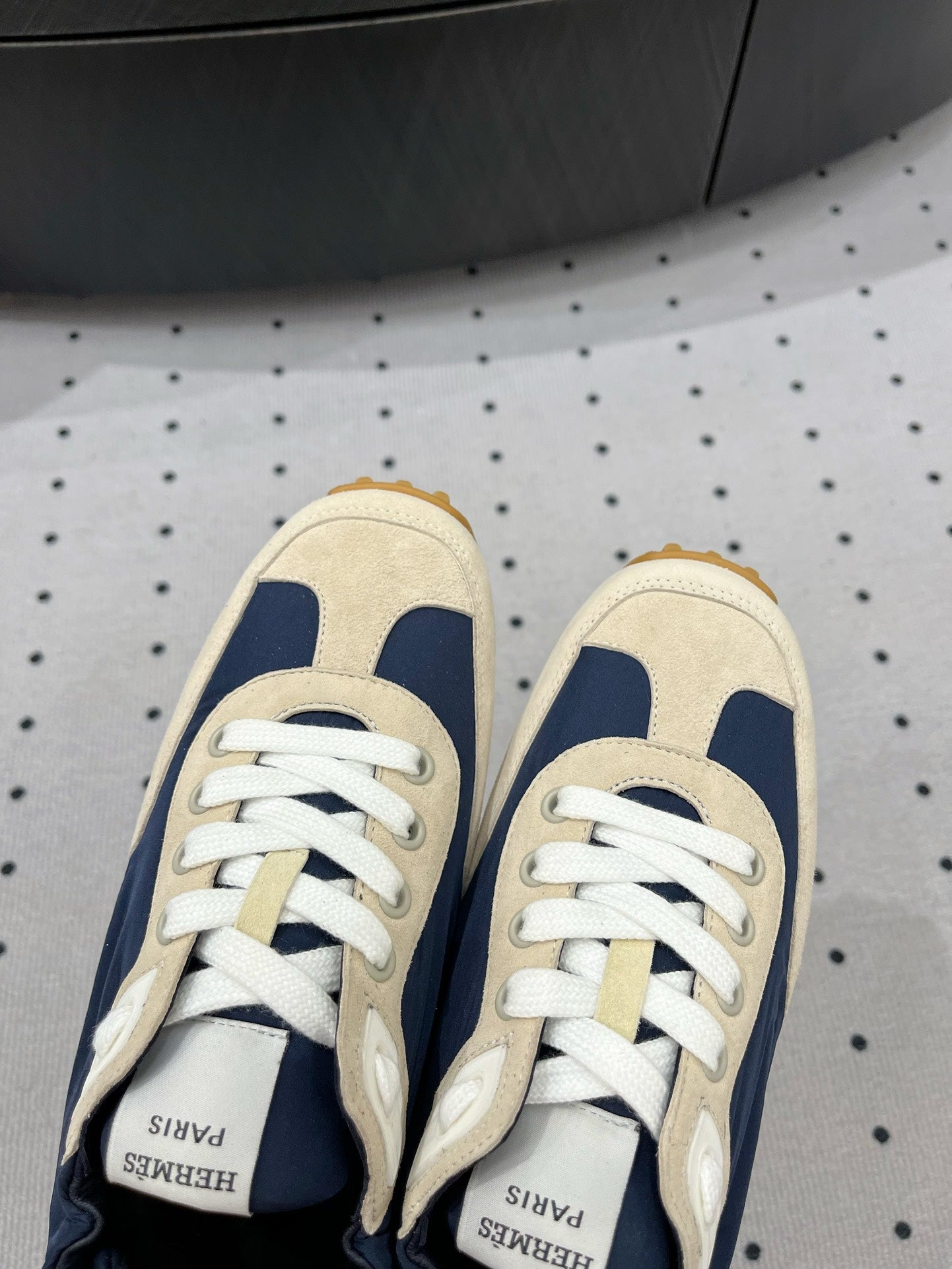 TRAIL SNEAKER IN IVORY TAN MIX SPACE BLUE SUEDE