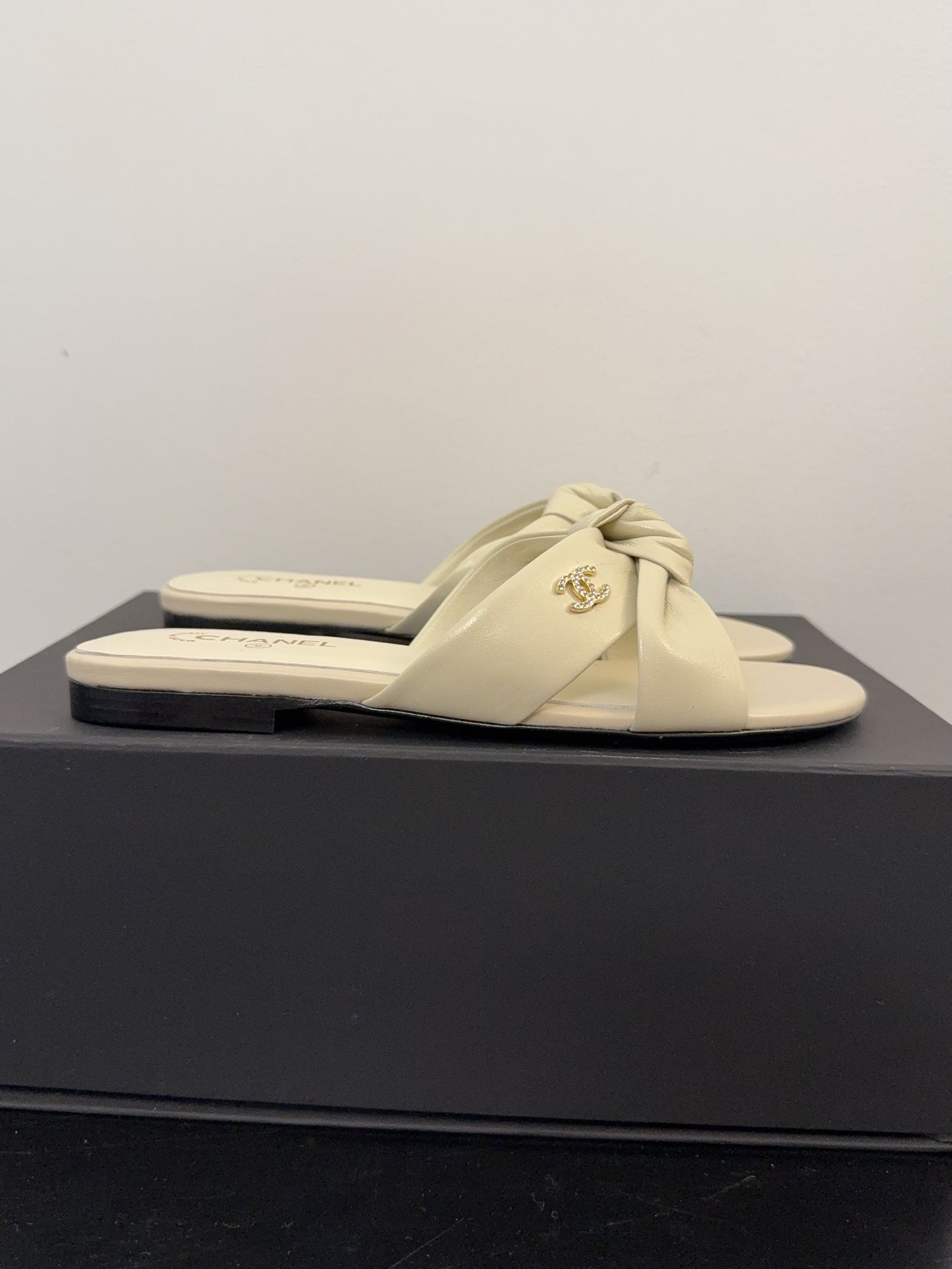 LACE MULE 2 CM IN WHITE CREAM LAMBSKIN