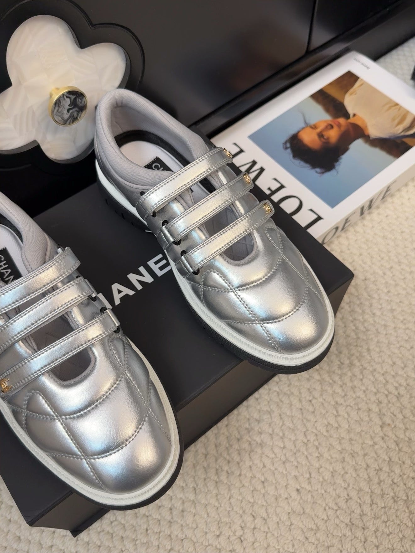 SNEAKERS WITH THREE STRAPS IN SILVER CALFSKIN