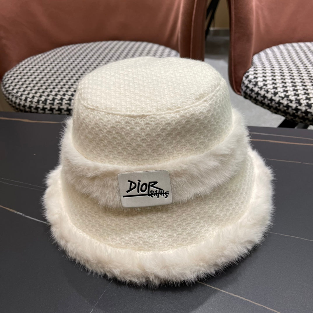 KNITTED BUCKET HAT IN WHITE FABRIC AND RABBIT FUR 431198