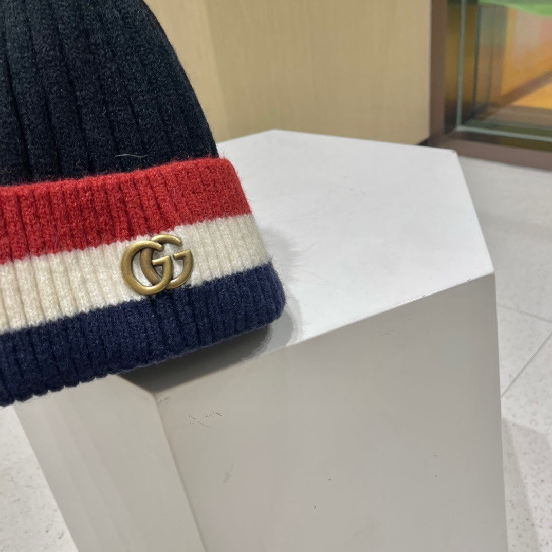 BEANIE HAT IN COLORFUL WOOL 434725