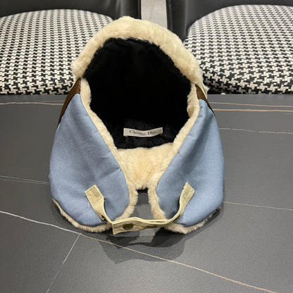 TRAPPER HAT IN BEIGE SUEDE AND RABBIT FUR 439533