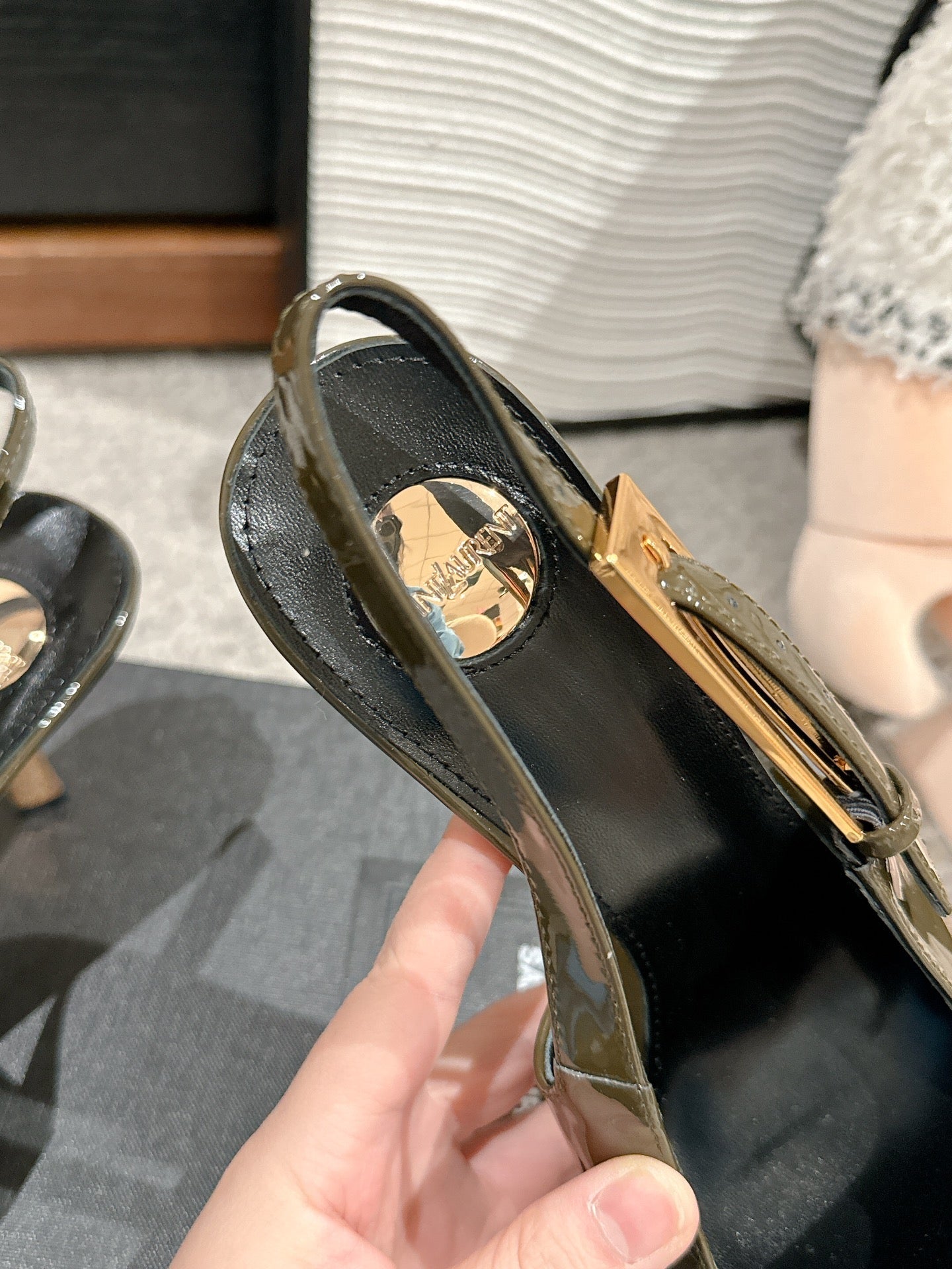 LEE SLINGBACK MID PUMPS IN ARMY GREEN SHINY CALFSKIN