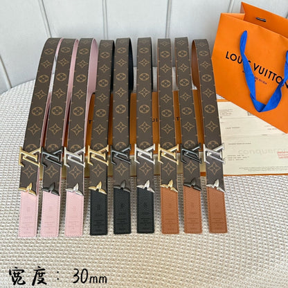 PRETTY LV 30MM REVERSIBLE BELT IN LIGHT PINK CALFSKIN SILVER HARDWARE
