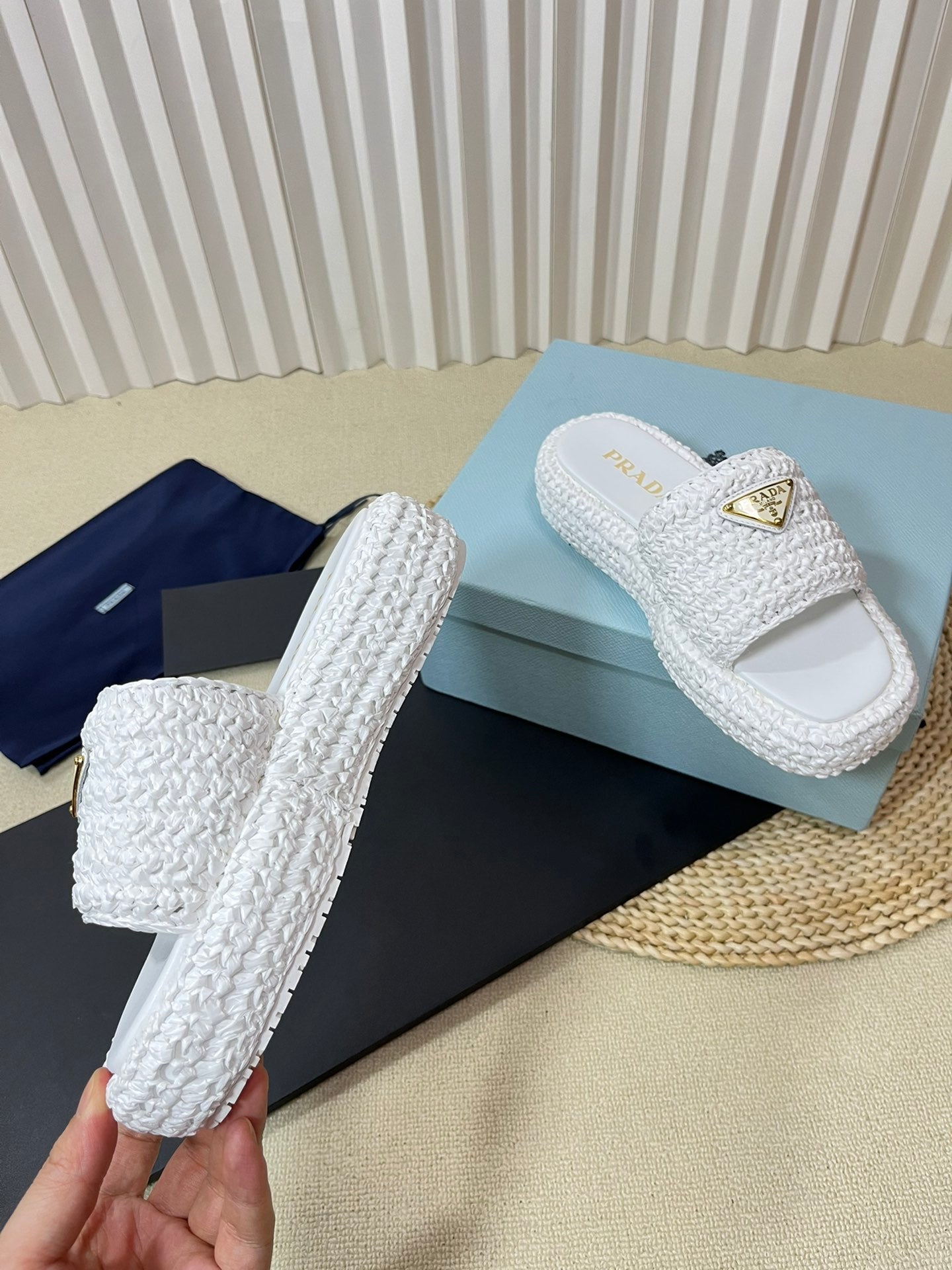 PRA CROCHET FLATFORM SLIDES WHITE RAFFIA