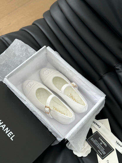 MARY JANE SHOES WHITE CORDUROY TWILL FABRIC