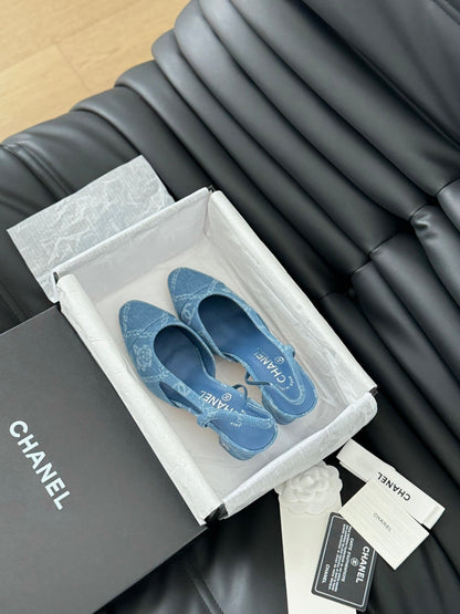 CLASSIC HIGH SLINGBACK CERULEAN BLUE CALFSKIN