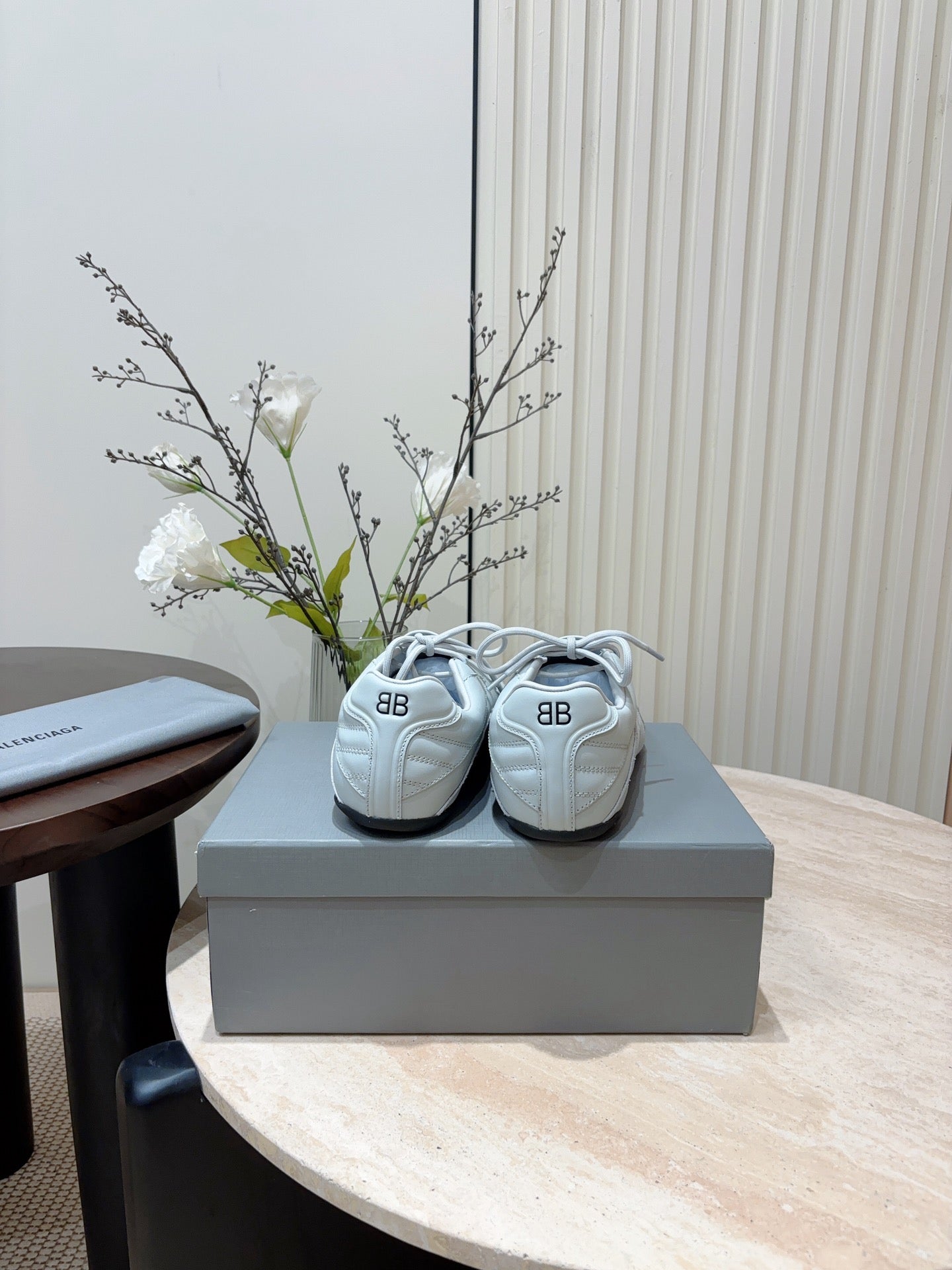 SOCCER SNEAKER IN WHITE QUILTED LAMBSKIN