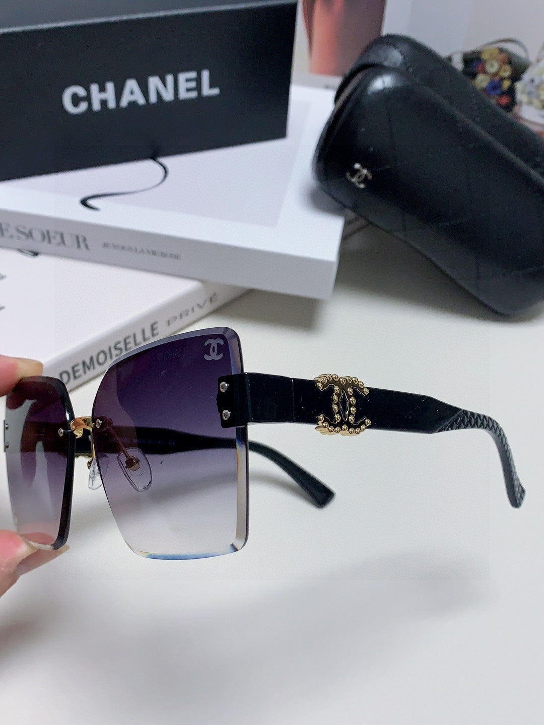 SQUARE SUNGLASSES 632893 IN BLACK ACETATE GRAY SMOKE LENSES