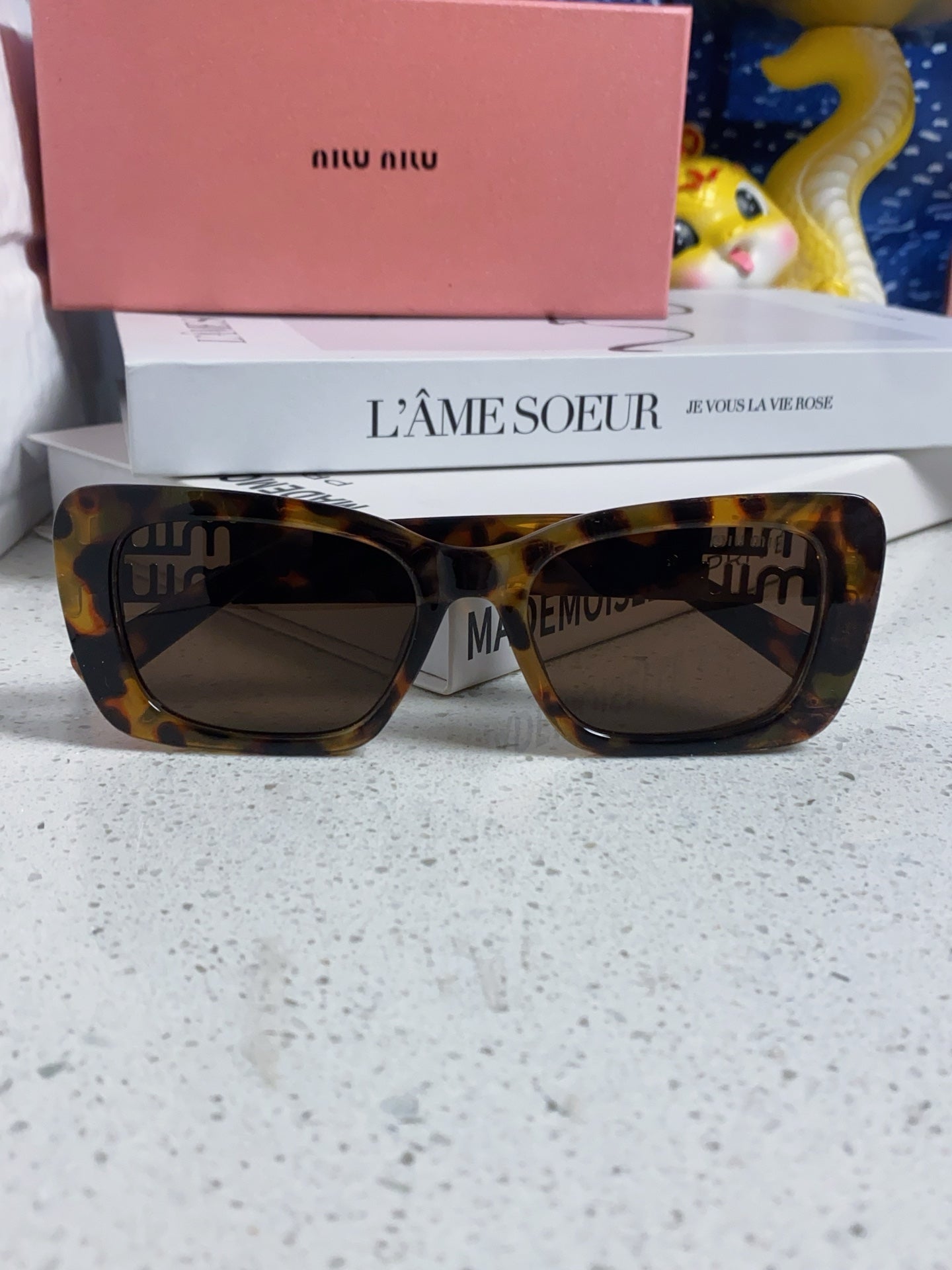 GLIMPSE SUNGLASSES 558347 IN HAVANA ACETATE GOLD EMBOSSED LOGO