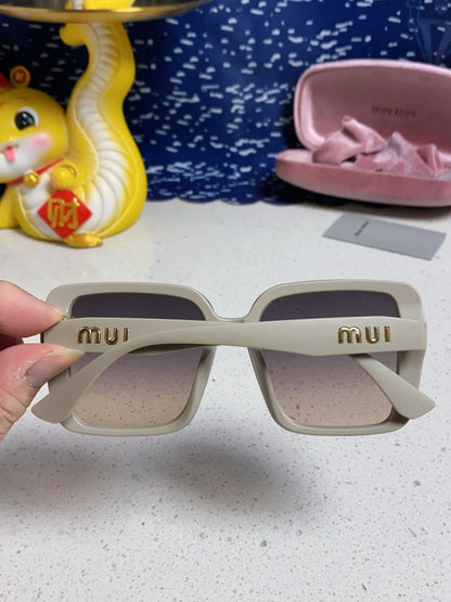 RUNWAY SQUARE SUNGLASSES 563196 IN BEIGE ACETATE