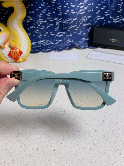 TRIOMPHE SUNGLASSES 548632 IN BABY BLUE ACETATE