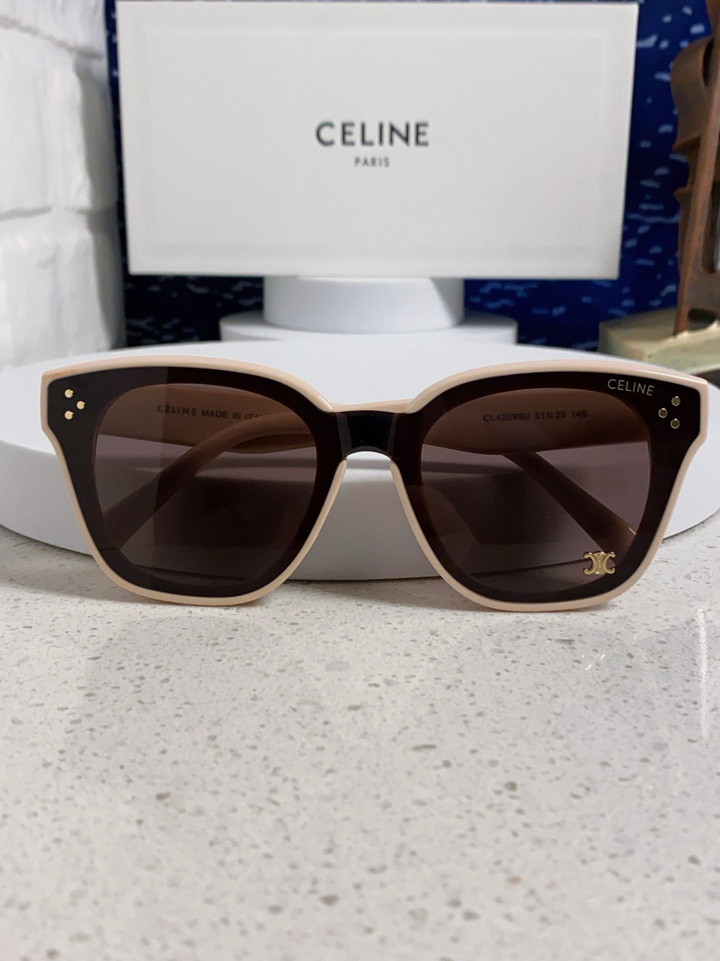 SQUARE SUNGLASS 575841 IN NUDE ACETATE