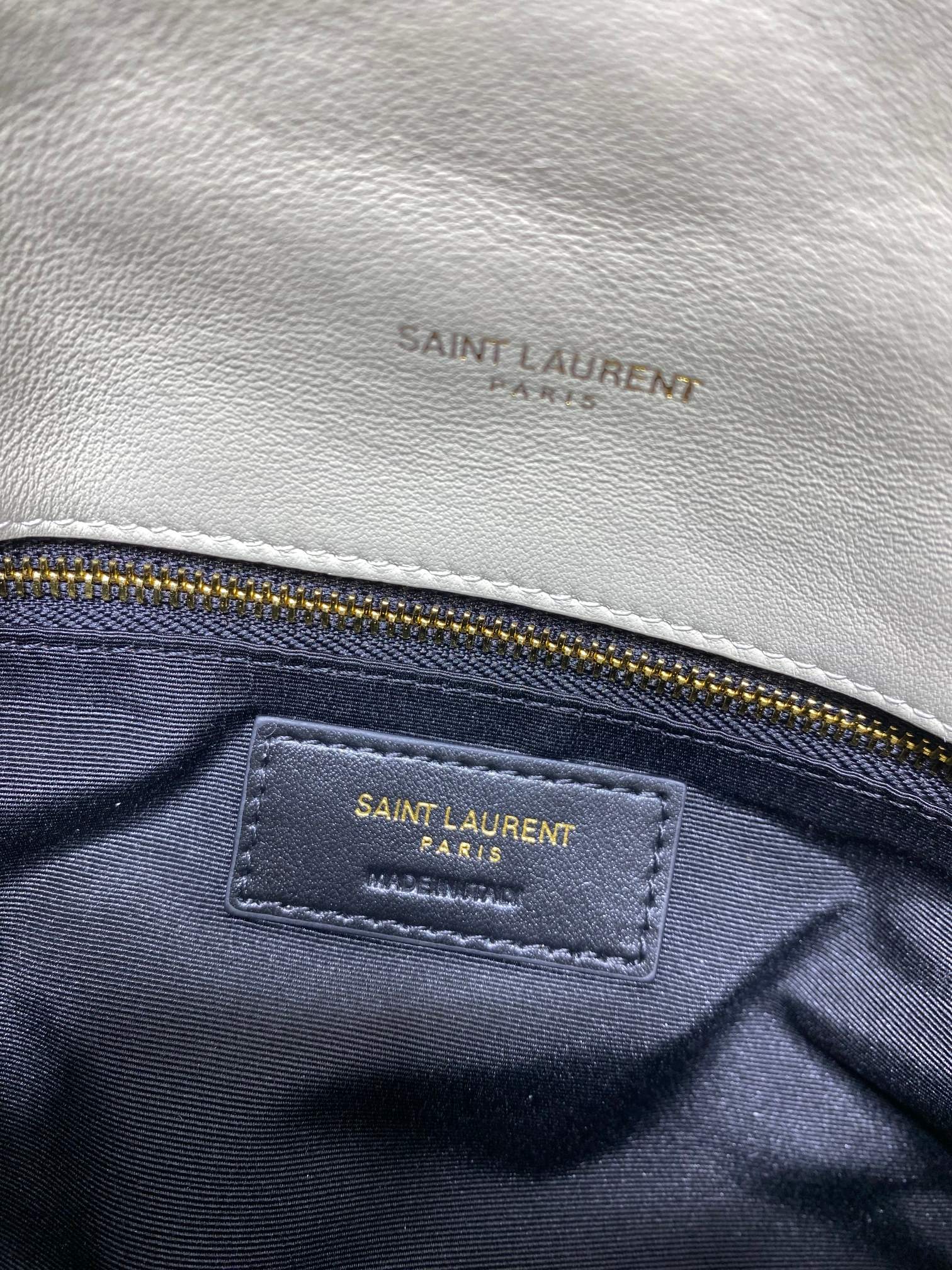 PUFFER TOY 23 IN WHITE LAMBSKIN GOLD HARDWARE