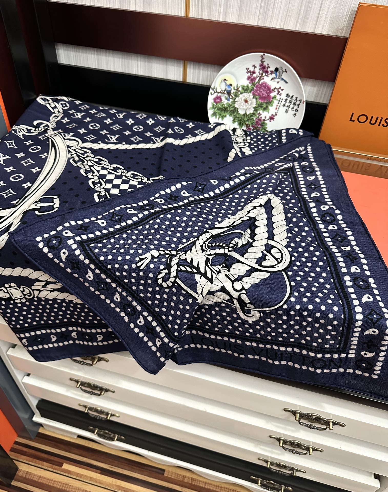 SAILOR BANDANA SQUARE IN MARINE BLUE SILK SCARF 140 CM