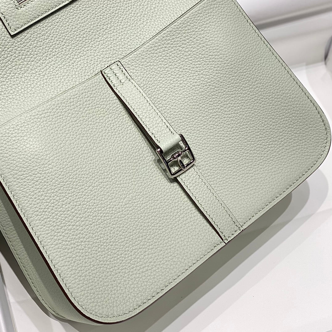 HALZAN 25 HANDLE BAG IN BABY GREEN GRAINED CALFSKIN