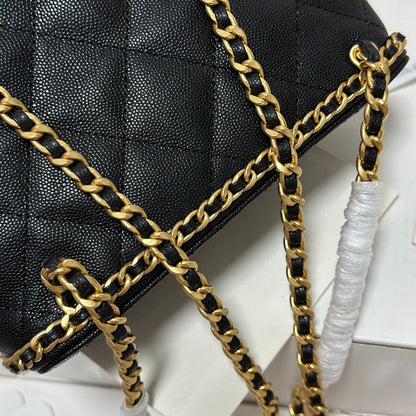 CC BACKPACK 22 IN BLACK GRAINED CALFSKIN