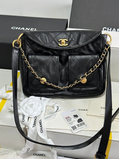 SMALL HIPPIE HOBO POSTMAN BAG 25 IN BLACK CALFSKIN GOLD HARDWARE