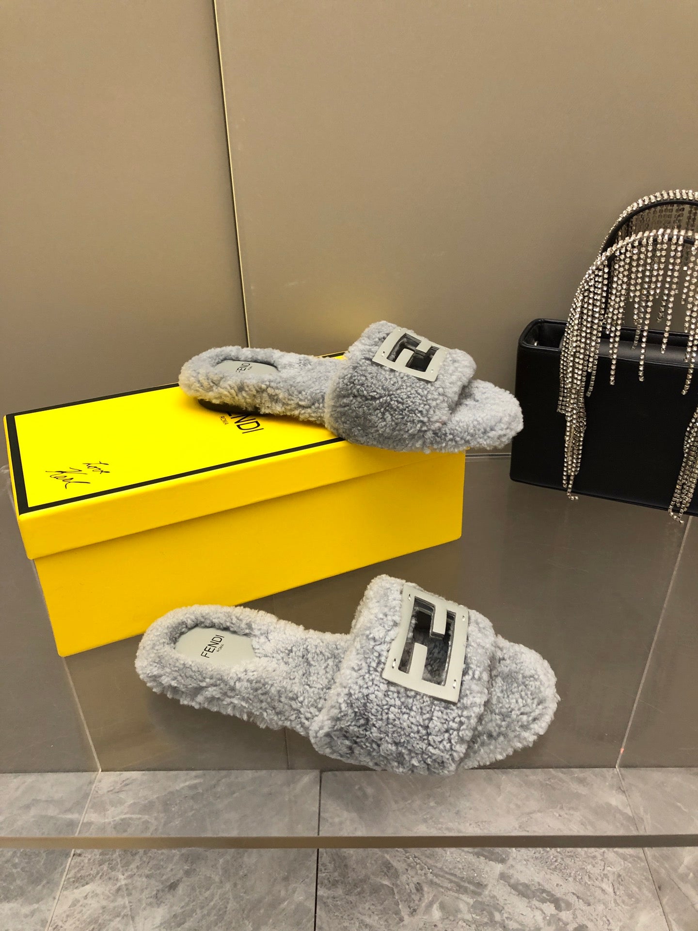 FENDI BAGUETTE SLIDE SLIPPERS IN GREY WOOL