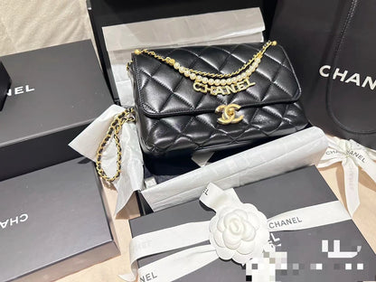 CC MINI 23 FLAP BAG IN BLACK CALFSKIN GOLD HARDWARE