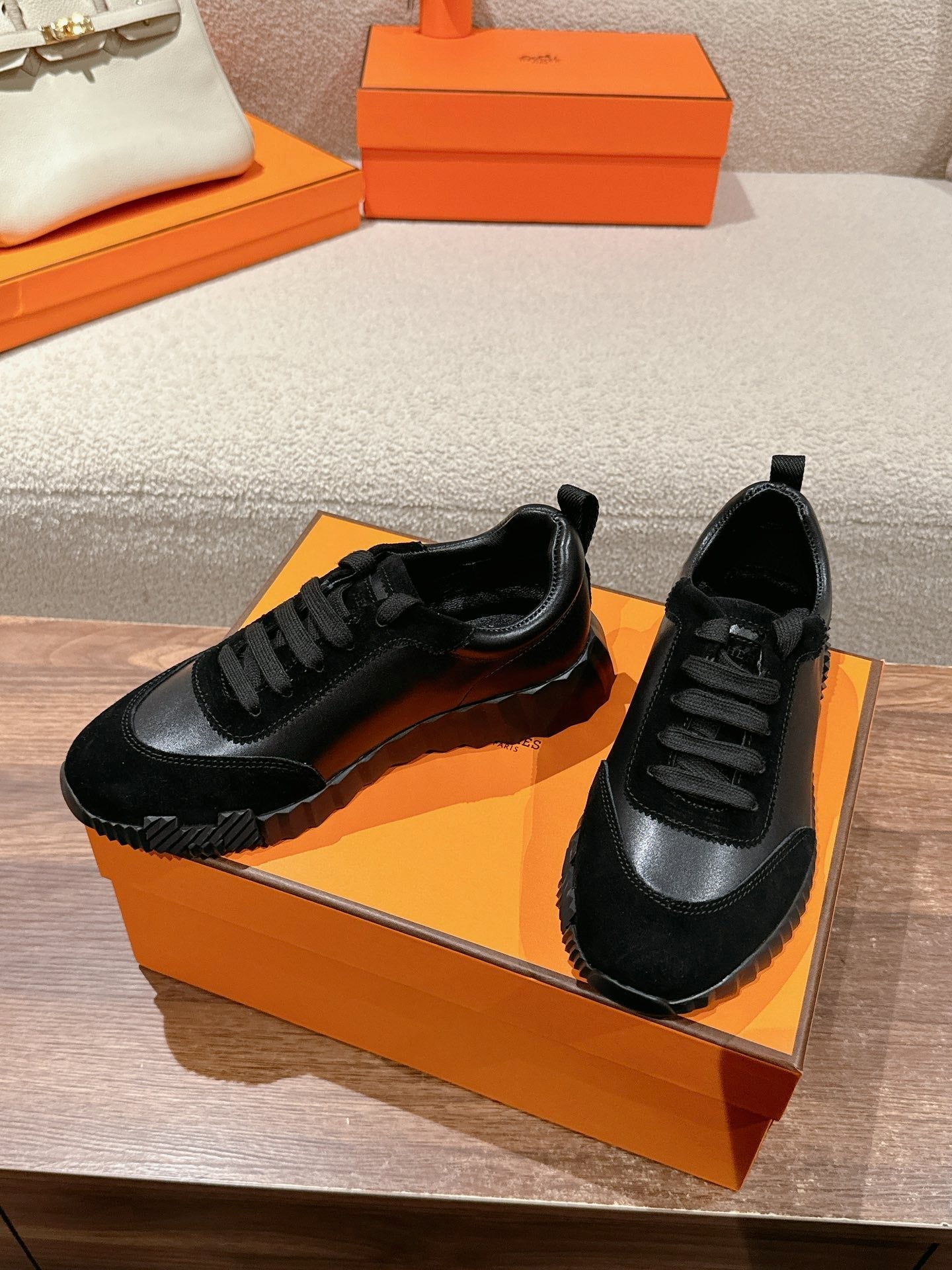 MAINLAND SNEAKER IN FULL BLACK SUEDE AND CALFSKIN