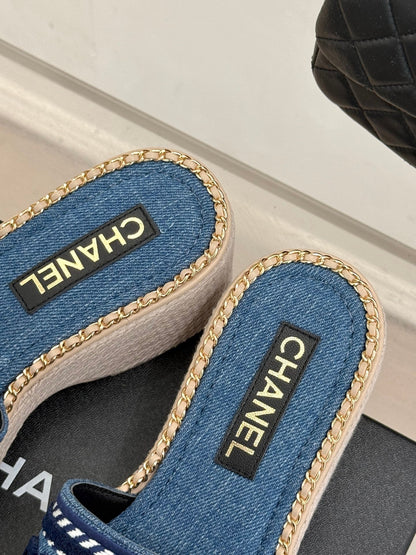 THICK SOLE WEDGE SLIPPERS IN CLASSIC BLUE DENIM FABRIC