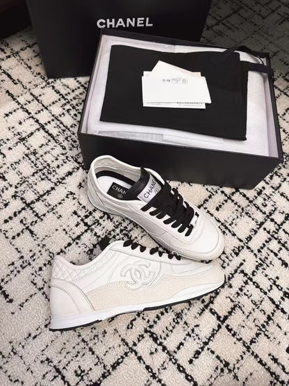 TRAINERS SNEAKER IN WHITE CALFSKIN AND SUEDE