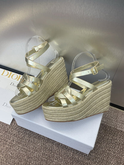 D-CLUB 25S HIGH HEEL WEDGE 100MM IN GOLD GLOSSY CALFSKIN RAFFIA SOLE