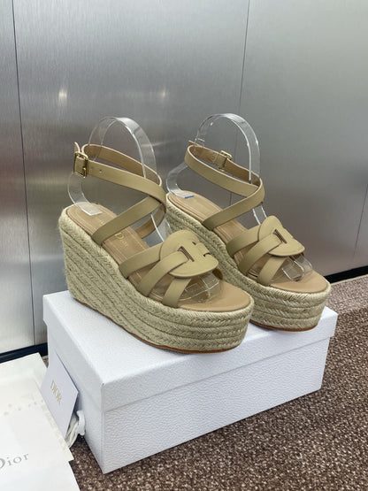 D-CLUB 25S HIGH HEEL WEDGE 100MM IN GOLDEN BEIGE CALFSKIN RAFFIA SOLE