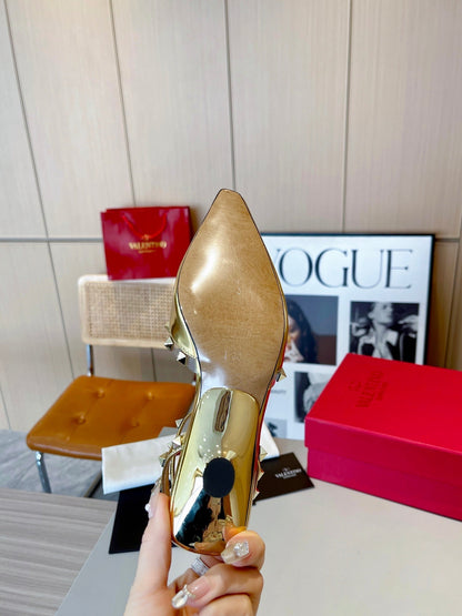 ROCKSTUD CAGED SLINGBACKS 5 CM IN GOLD CALFSKIN