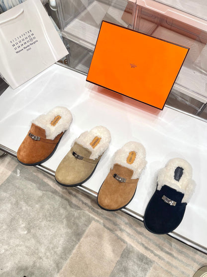 SLIP-ON MULE IN BLACK SUEDE AND SHEARLING LINING