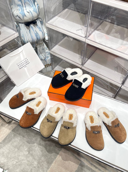 SLIP-ON MULE IN MEDIUM BROWN SUEDE AND SHEARLING LINING