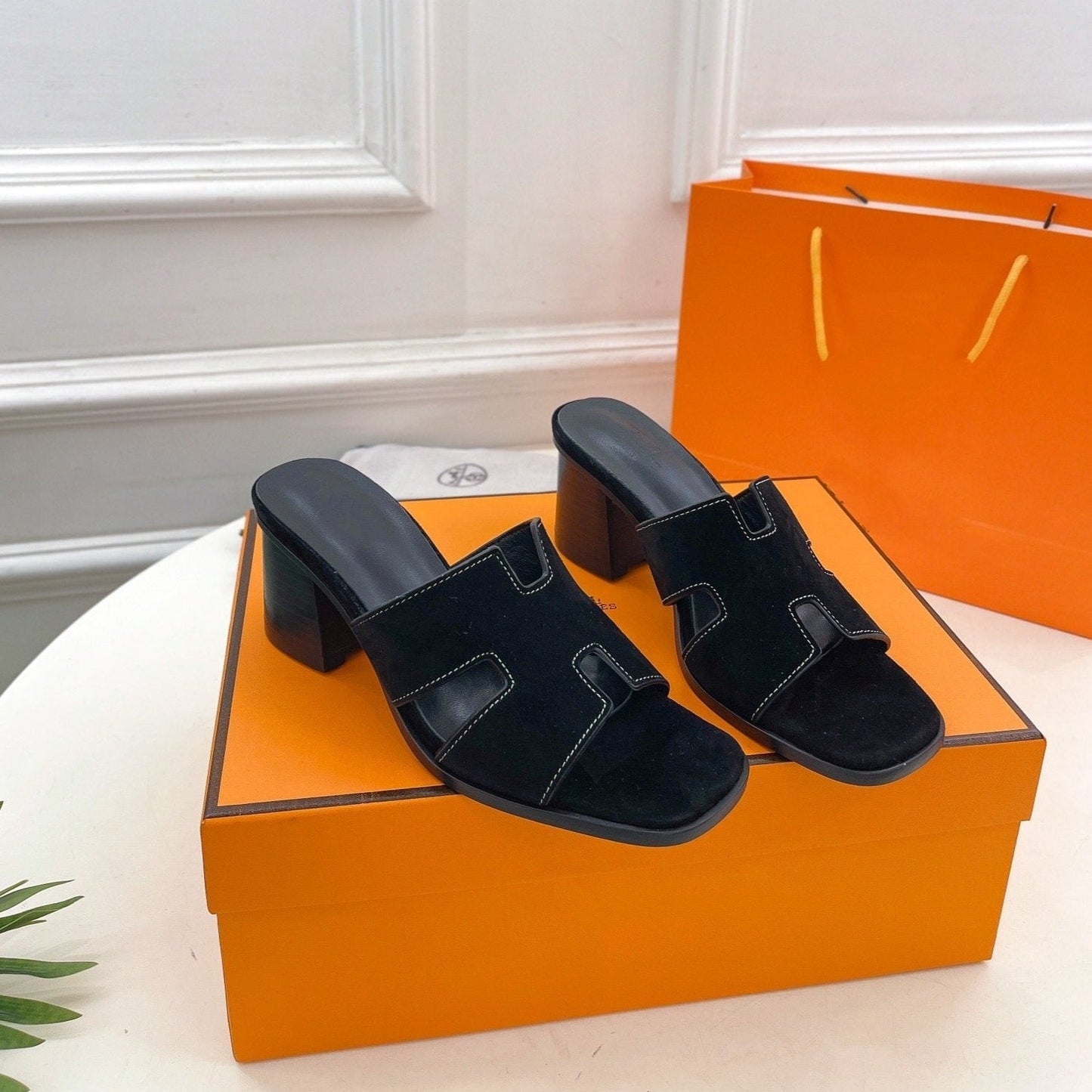HELIA 60 SANDAL BLACK SUEDE