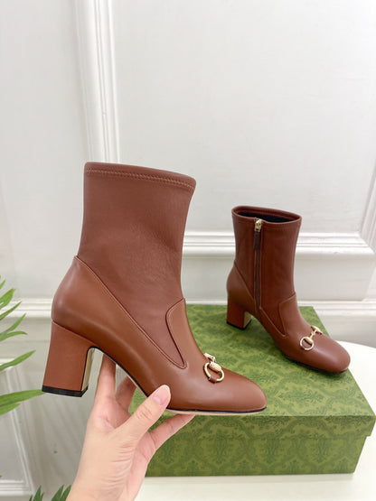 HORSEBIT ANKLE BOOTS 6.5CM IN CINNAMON BROWN SHEEPSKIN
