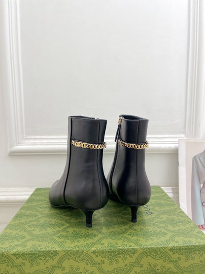 SIGNORIA SHORT BOOTS 4.5CM IN BLACK CALFSKIN