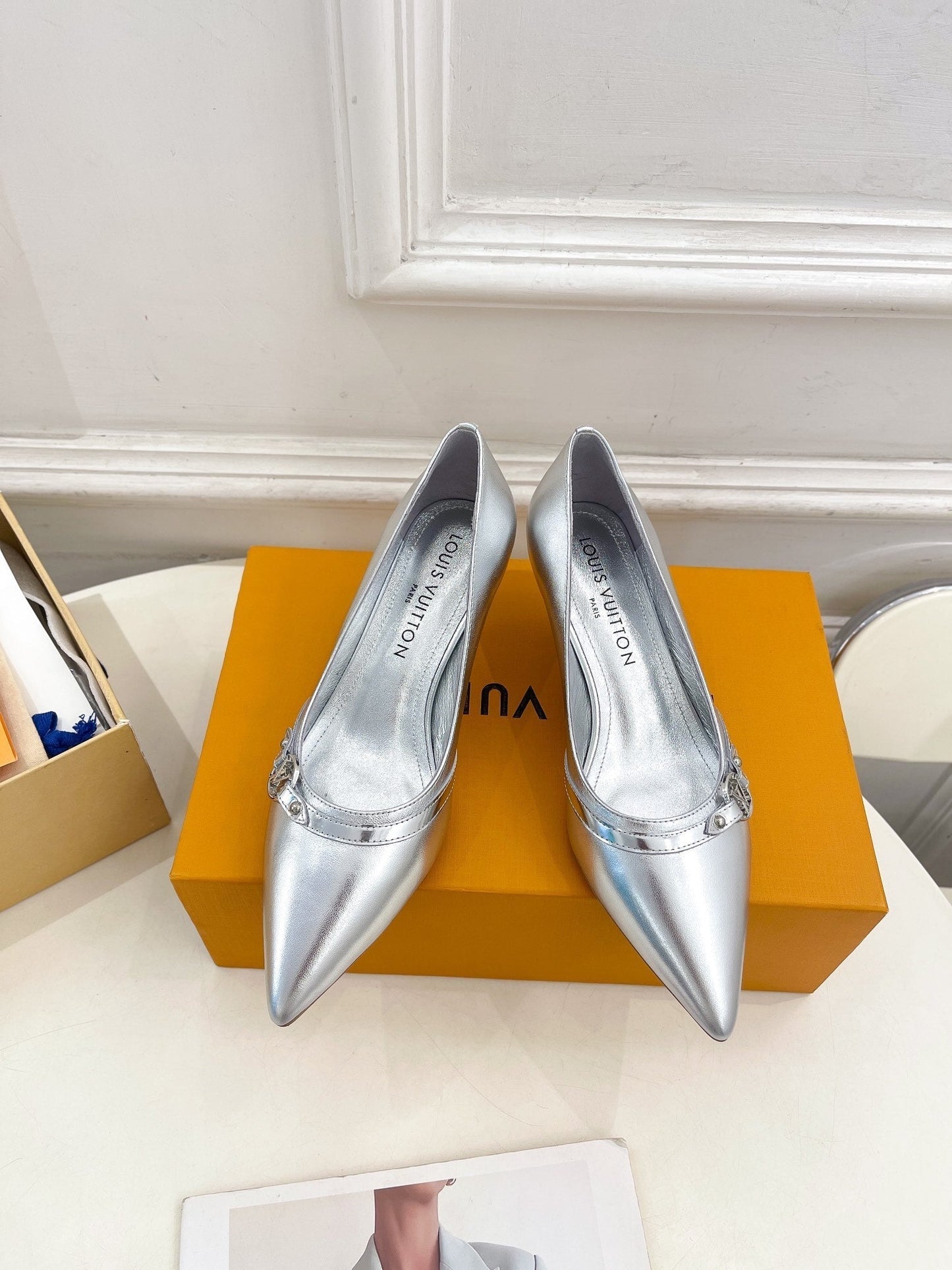 6AM HIGH PUMP 5 CM IN SILVER CALFSKIN