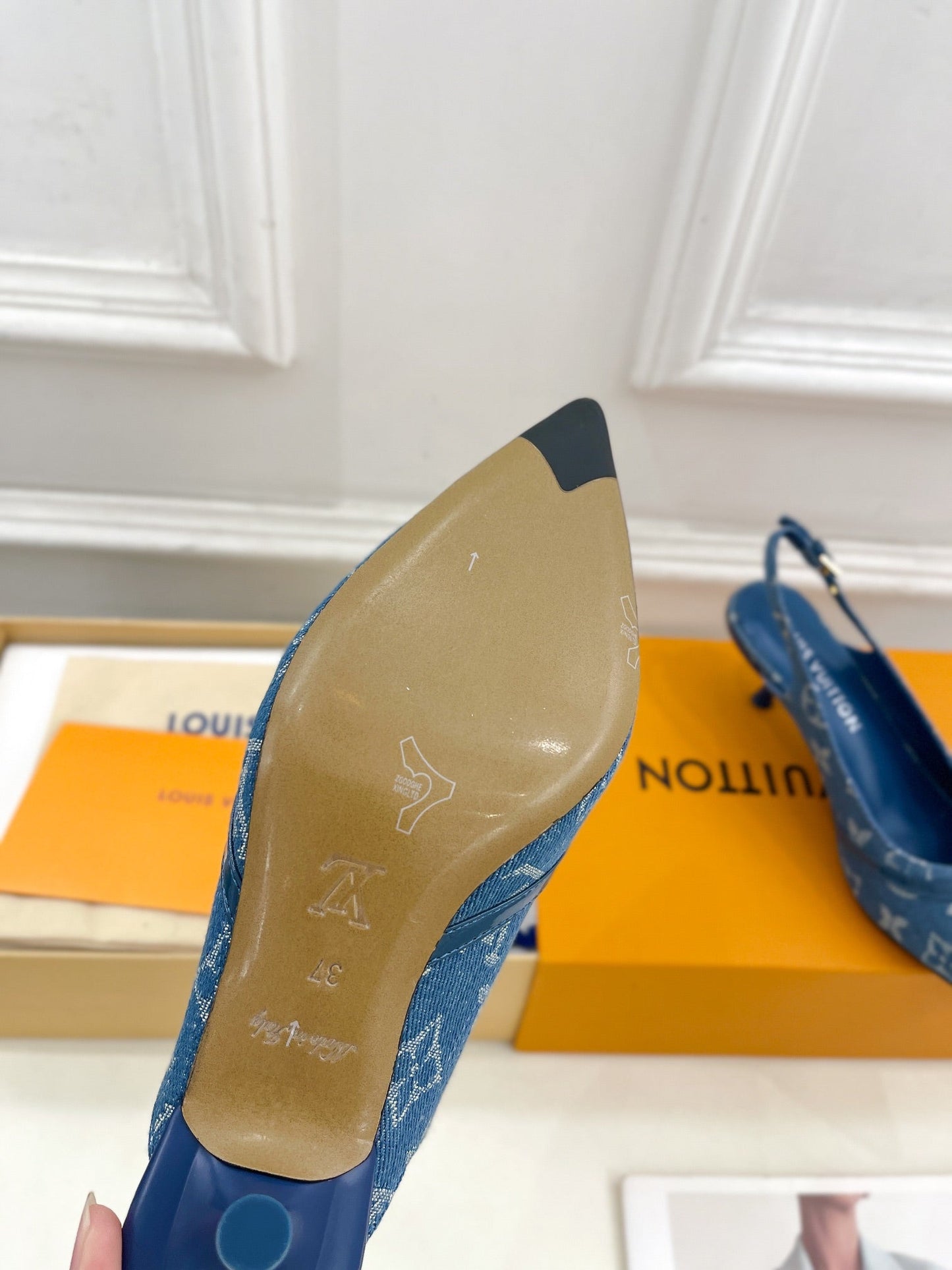 HIGH SLINGBACKS 5 CM IN CLASSIC BLUE MONOGRAM DENIM FABRIC